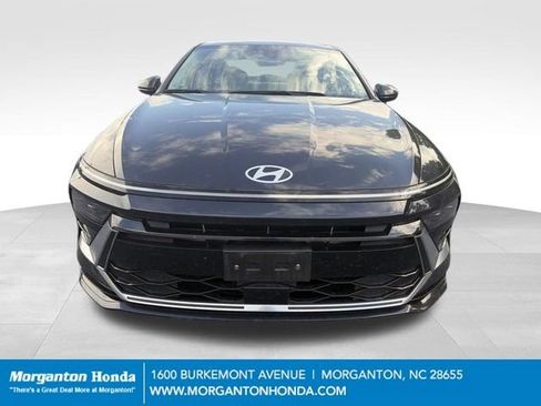 Used 2024 Hyundai Sonata SEL FWD image 2
