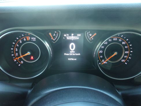 Used 2021 Jeep Wrangler Sport AWD/4WD image 17