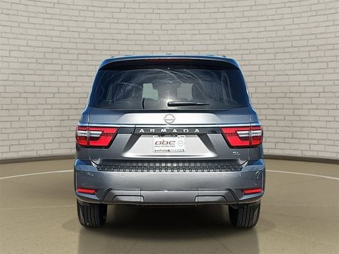 Used 2024 Nissan Armada SL image 6