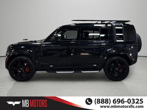 Used 2023 Land Rover Defender 110 X AWD/4WD image 2