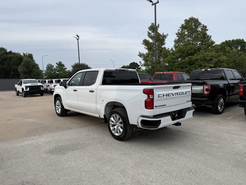 Used 2022 Chevrolet Silverado 1500 Custom w/ LPO, Dark Essentials Package RWD image 4