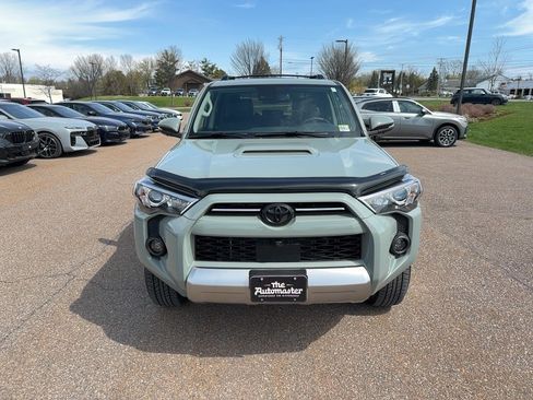Used 2023 Toyota 4Runner TRD Off-Road Premium w/ Off Road Premium Plus Package AWD/4WD image 2