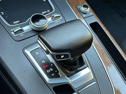Used 2018 Audi Q5 2.0T Premium Plus w/ Premium Plus Package image 21