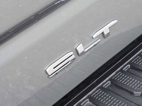 Certified 2024 GMC Sierra 1500 SLT RWD image 12