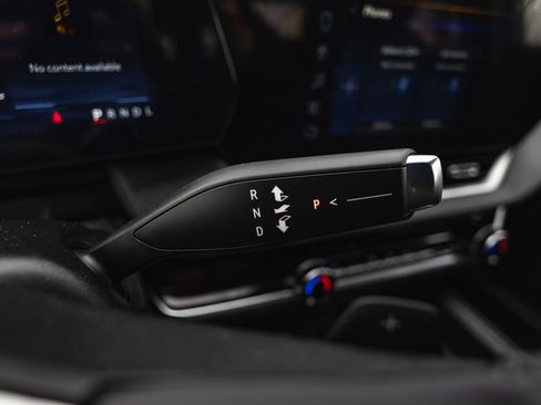 New 2026 Chevrolet Equinox LT w/ Convenience Package II image 20