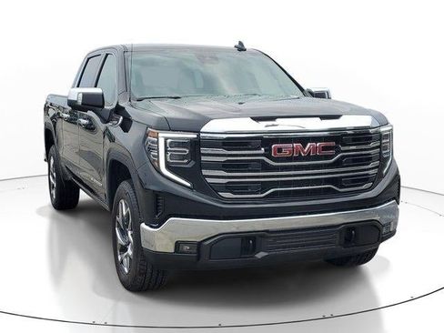 New 2026 GMC Sierra 1500 SLT AWD/4WD image 2