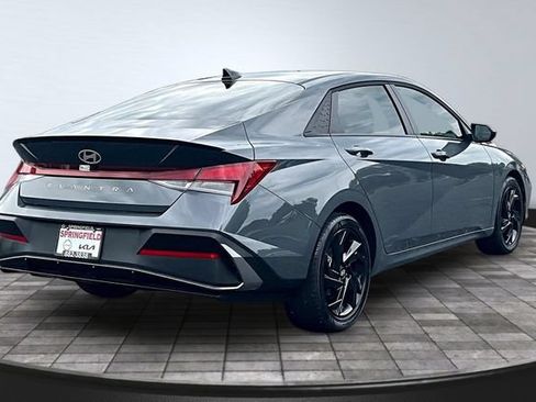 Used 2026 Hyundai Elantra Sport FWD image 6