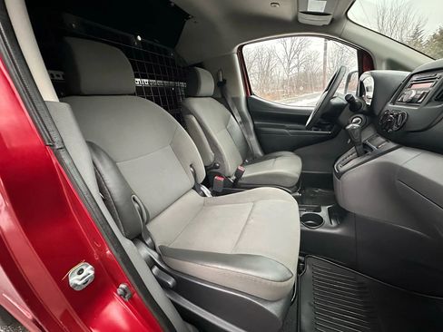 Used 2017 Nissan NV200 S image 15