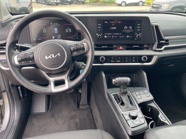 Used 2024 Kia Sportage LX AWD/4WD image 13