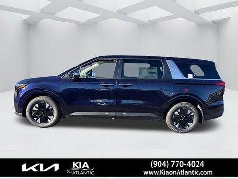 New 2026 Kia Carnival LXS image 4
