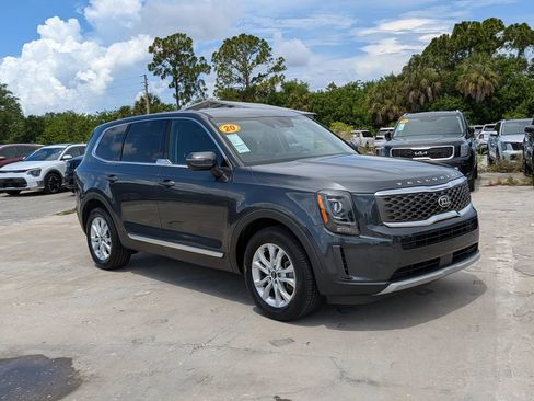 Used 2020 Kia Telluride LX FWD image 2