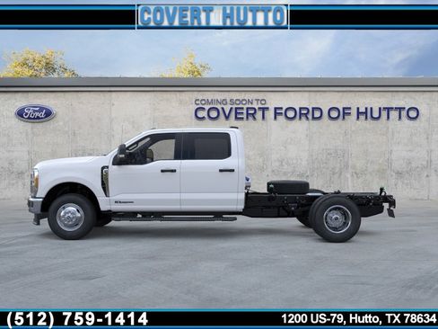New 2026 Ford F350 XL image 3
