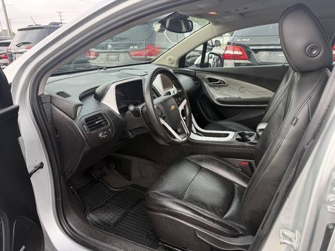 Used 2011 Chevrolet Volt Premium w/ Premium Trim Package FWD image 7