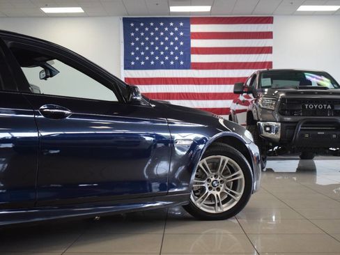 Used 2013 BMW 528i Sedan RWD image 36