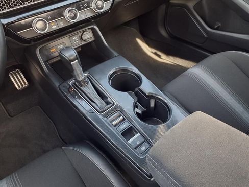 Used 2023 Honda Civic Sport image 16