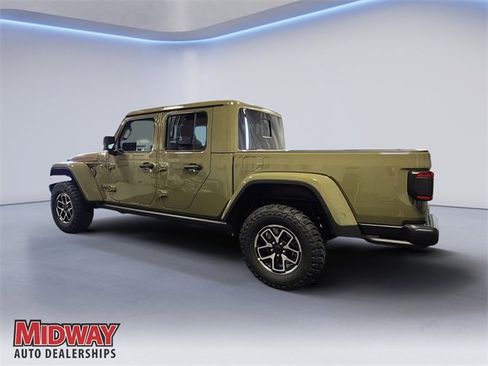 New 2025 Jeep Gladiator Rubicon w/ Convenience Group image 3