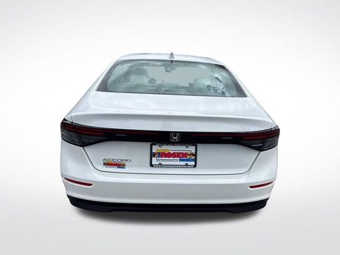 Used 2025 Honda Accord LX image 4
