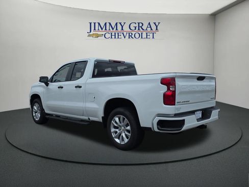 New 2026 Chevrolet Silverado 1500 Custom RWD image 3
