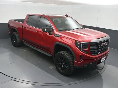 Used 2024 GMC Sierra 1500 AT4 w/ Technology Package AWD/4WD image 36