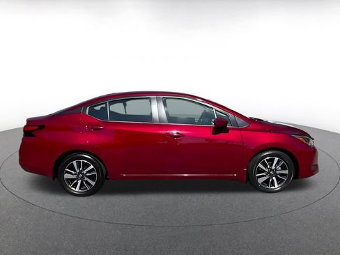 Used 2025 Nissan Versa SV w/ Trunk Package FWD image 16