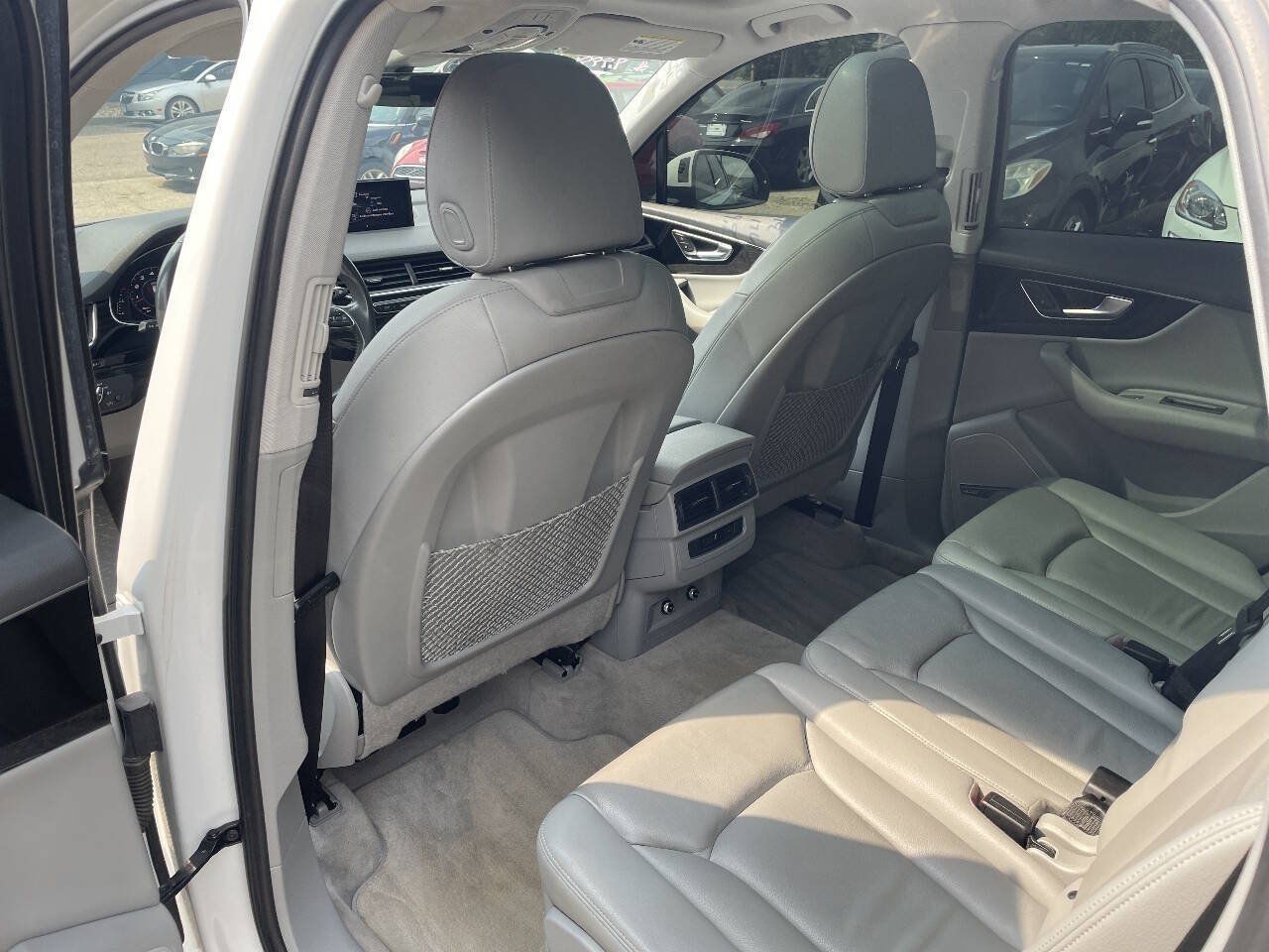 Used 2019 Audi Q7 3.0T Premium Plus AWD/4WD image 28