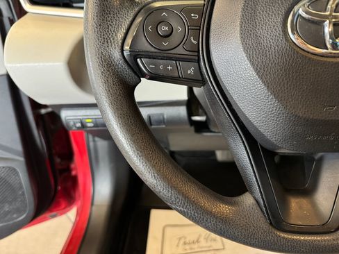 Used 2020 Toyota Corolla LE w/ Carpet Mat Package (TMS) FWD image 11