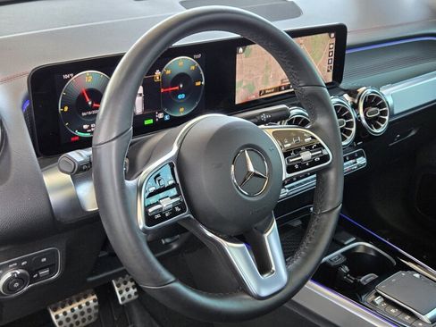 Certified 2023 Mercedes-Benz EQB 300 4MATIC image 25