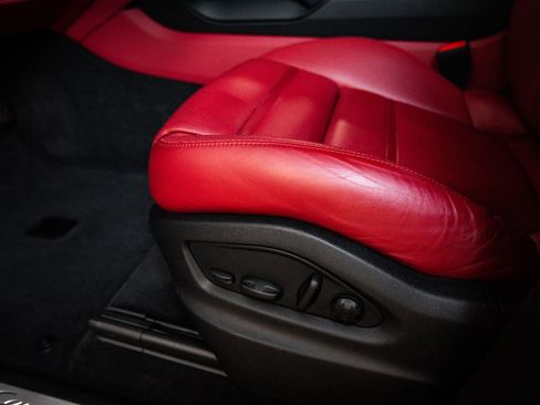 Certified 2023 Porsche Cayenne Coupe AWD/4WD image 14