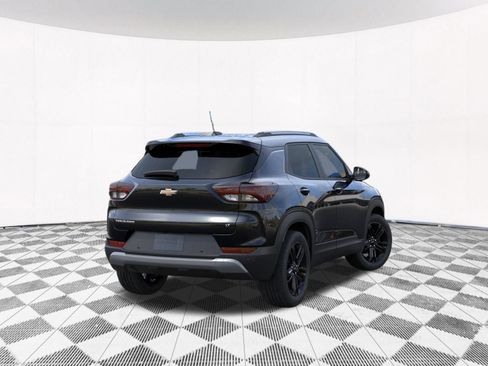 New 2026 Chevrolet TrailBlazer LT w/ Midnight Edition FWD image 9