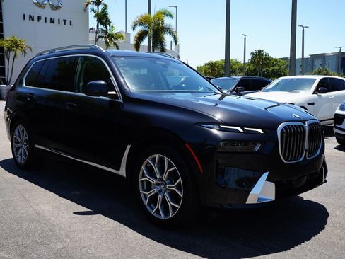 Used 2025 BMW X7 xDrive40i AWD/4WD image 12