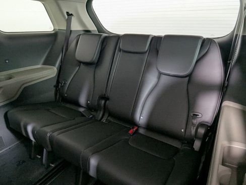 New 2026 Kia Carnival LXS image 23