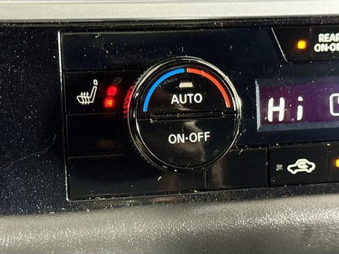 Certified 2023 Nissan Pathfinder SL w/ SL Premium Package AWD/4WD image 17