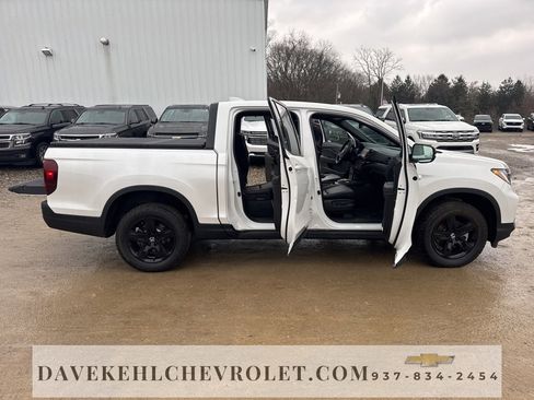 Used 2023 Honda Ridgeline Black Edition image 15