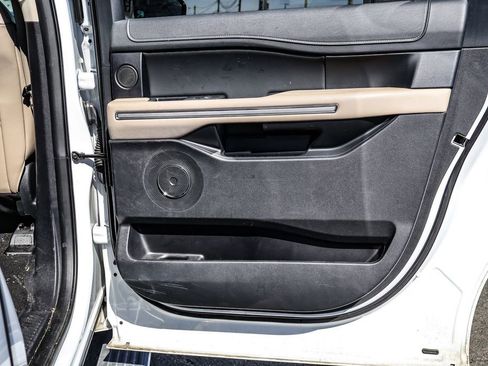 Used 2024 Ford Expedition Max Limited image 42