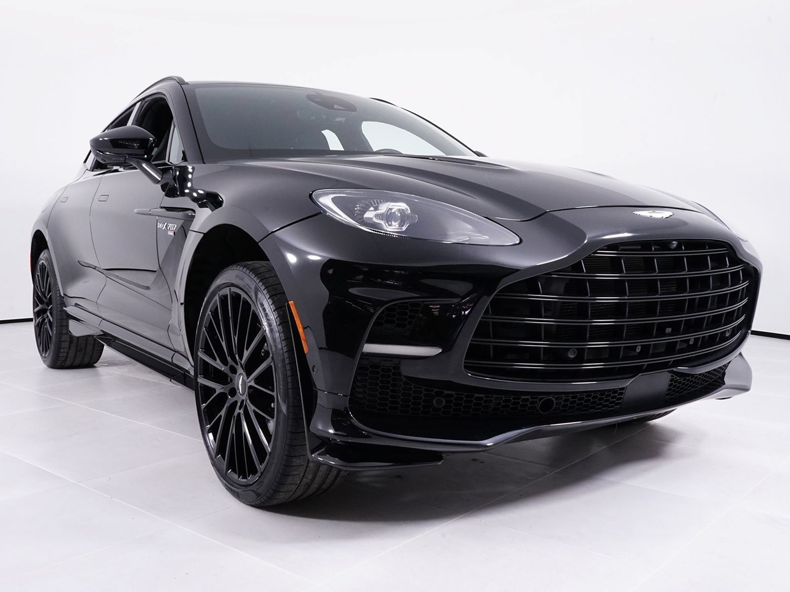 Used 2023 Aston Martin DBX 707 AWD/4WD image 17