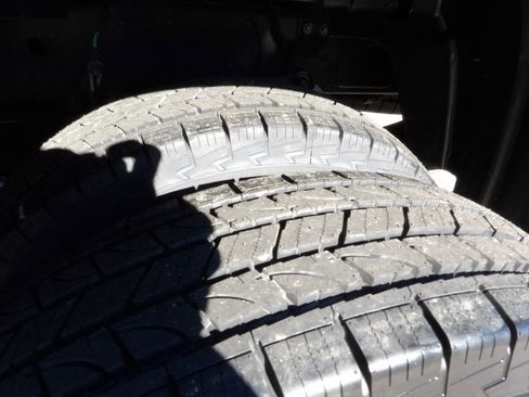 Used 2022 RAM 3500 Big Horn image 33