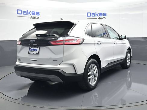 Used 2021 Ford Edge SEL AWD/4WD image 8