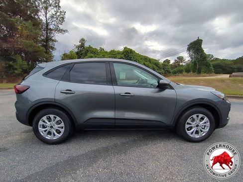 New 2026 Ford Escape Active FWD image 3