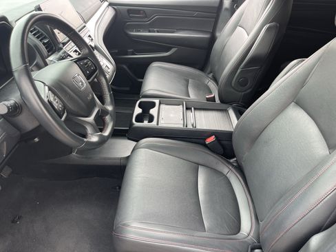 Used 2025 Honda Odyssey Sport-L image 18