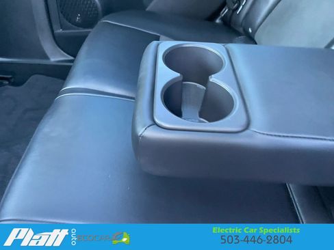 Used 2024 Nissan Ariya FWD image 38