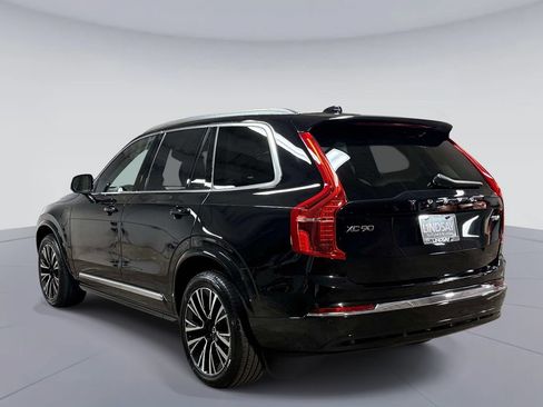 Used 2025 Volvo XC90 T8 Plus AWD/4WD image 12