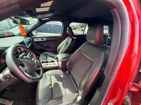 Used 2022 Ford Explorer ST-Line w/ Class IV Trailer Tow Package RWD image 11