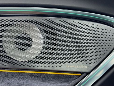 New 2026 McLaren Artura RWD image 17