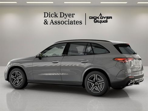 Used 2025 Mercedes-Benz GLC 300 GLC 300 image 20