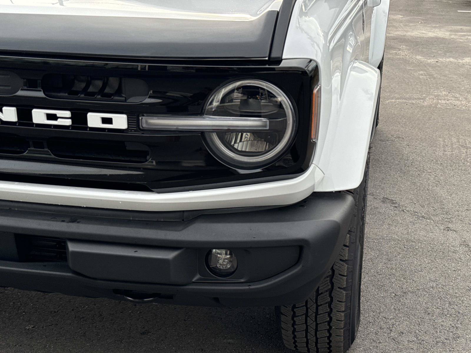 Used 2025 Ford Bronco Outer Banks AWD/4WD image 9