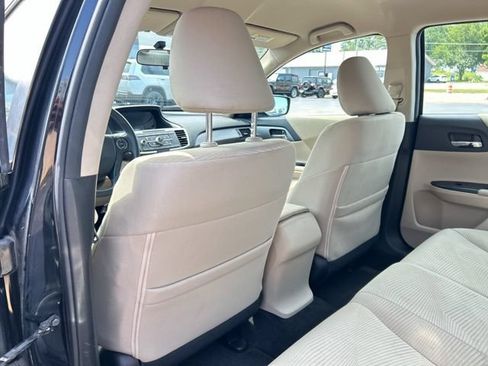 Used 2015 Honda Accord LX image 17
