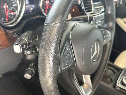 Used 2019 Mercedes-Benz GLS 550 4MATIC image 19