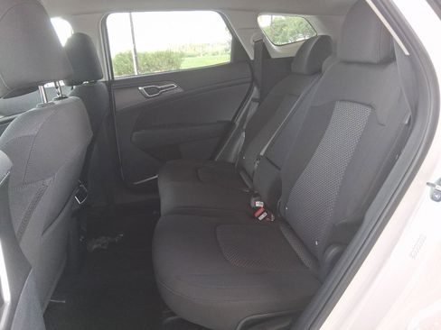 New 2026 Kia Sportage LX FWD image 19