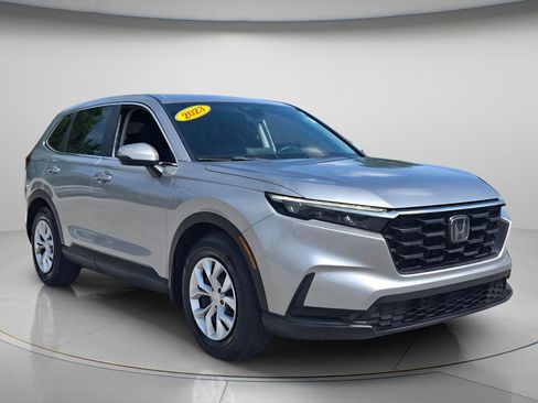 Used 2023 Honda CR-V LX image 9