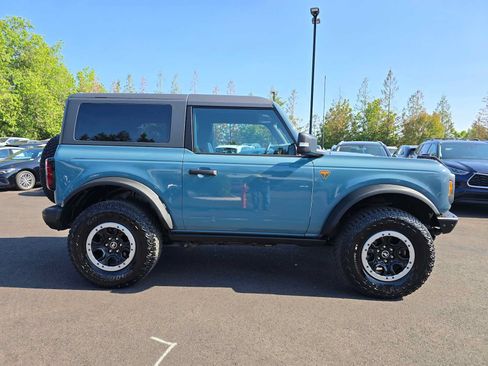 Used 2022 Ford Bronco Badlands AWD/4WD image 3